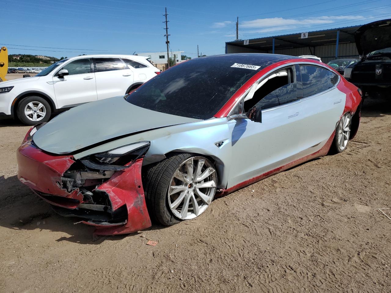 TESLA MODEL 3