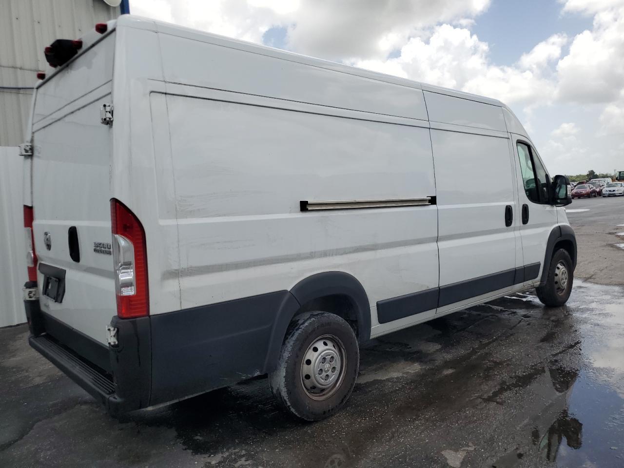 RAM PROMASTER 3500 HIGH
