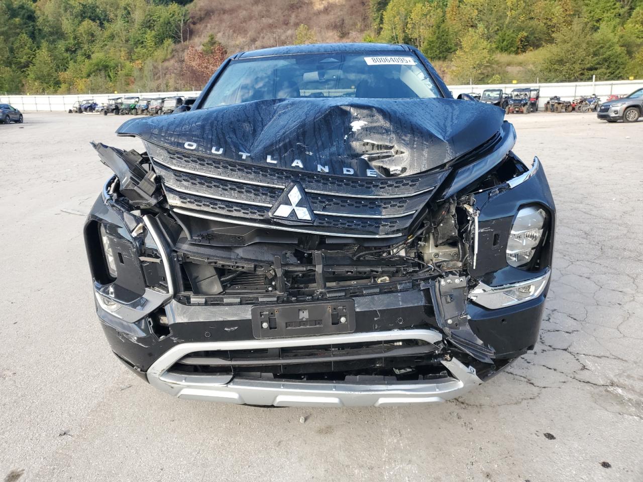 MITSUBISHI OUTLANDER SE