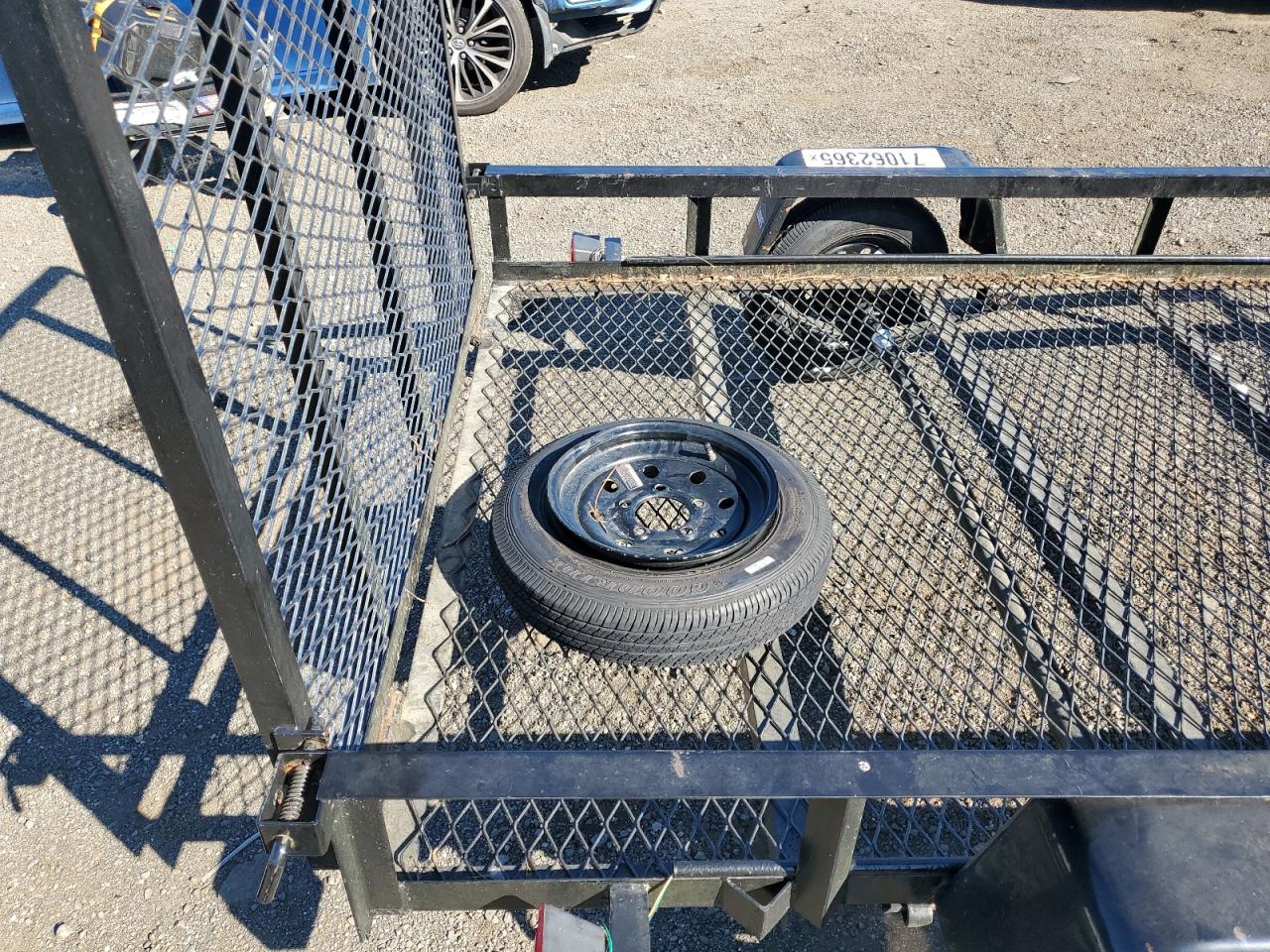 Lot #3268858209 2023 CARRY-ON UNKNOWN