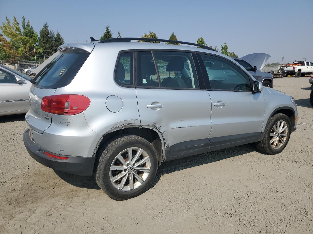 VOLKSWAGEN TIGUAN S