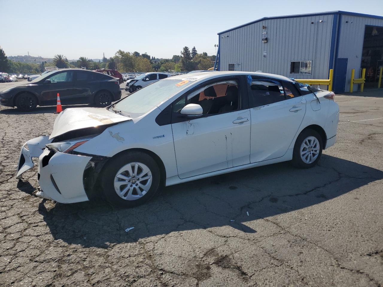 Lot #3237196308 2017 TOYOTA PRIUS