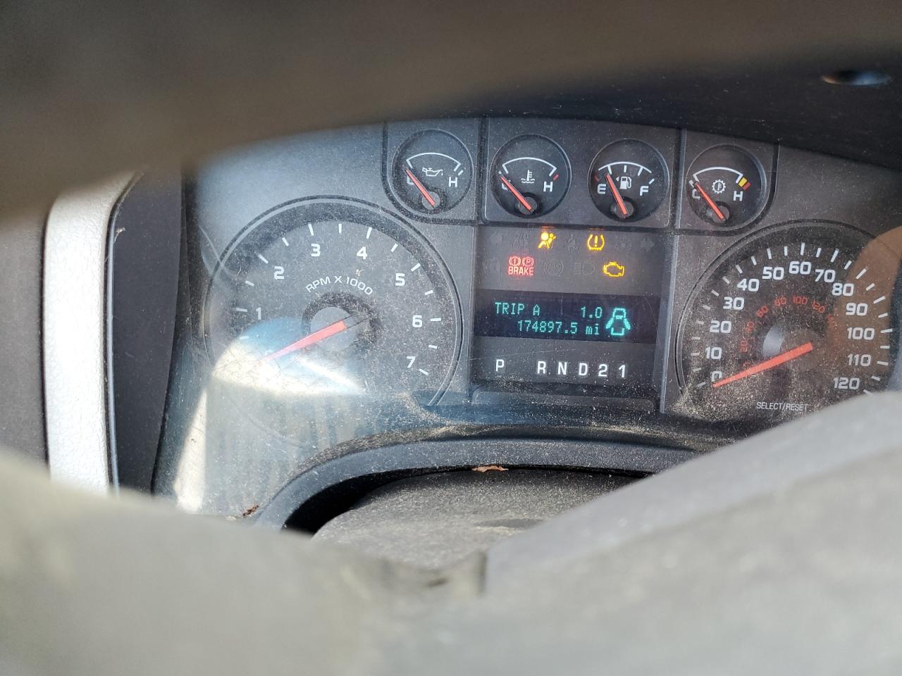 FORD F-150 SUPER CAB