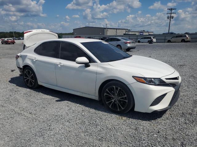 2018 TOYOTA CAMRY L 4T1B11HK9JU077375