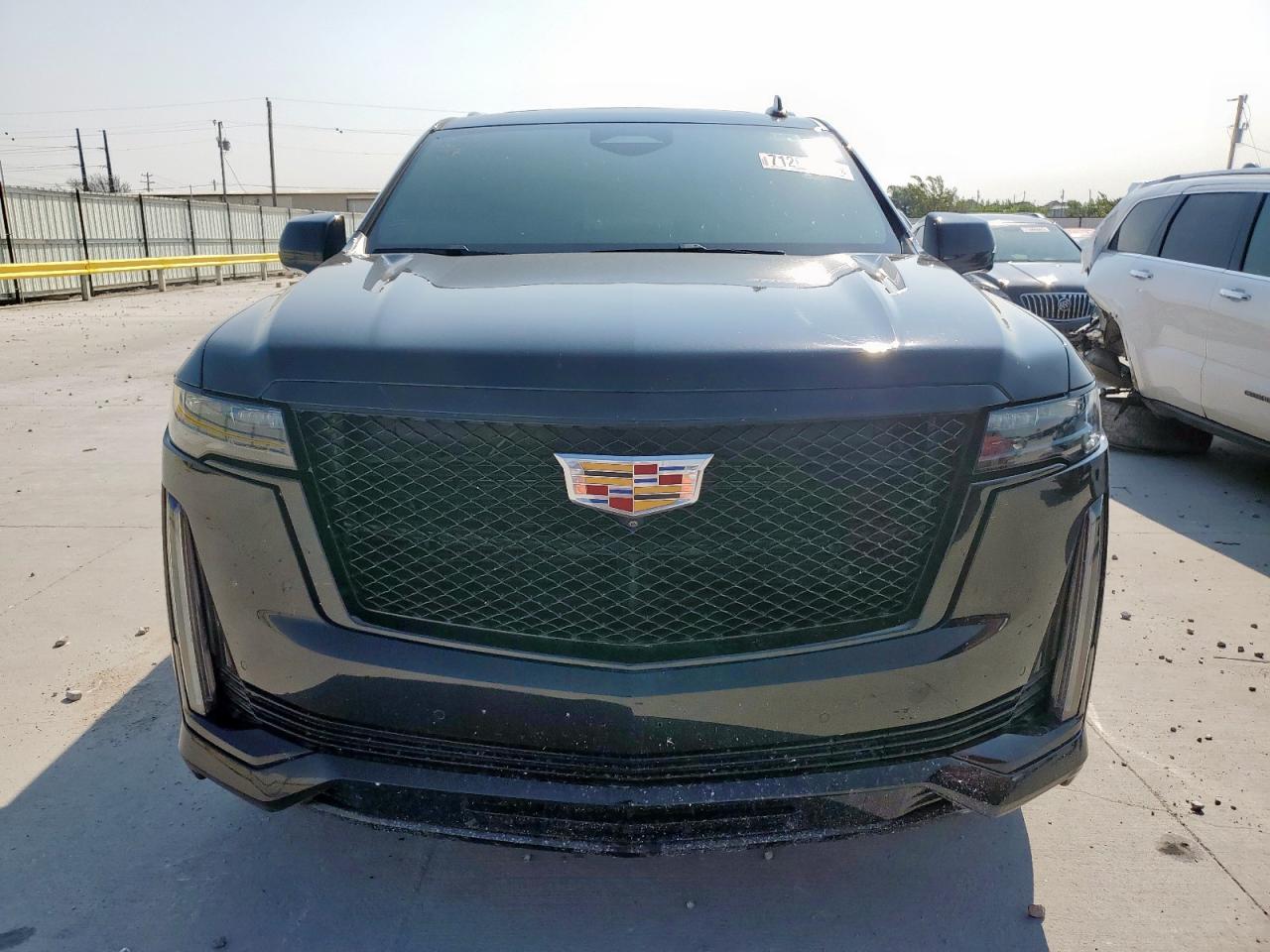 CADILLAC ESCALADE SPORT PLATINUM