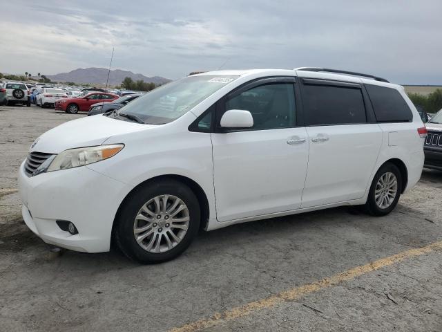 TOYOTA SIENNA XLE