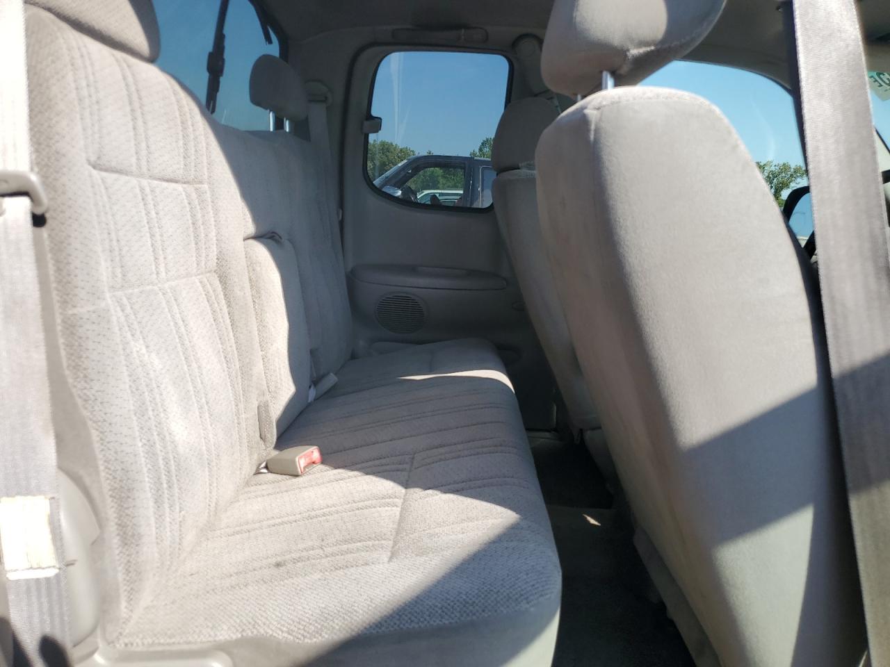 Lot #3281445985 2001 TOYOTA TUNDRA ACC