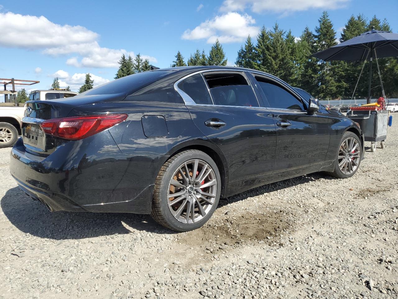 INFINITI Q50 RED SPORT 400
