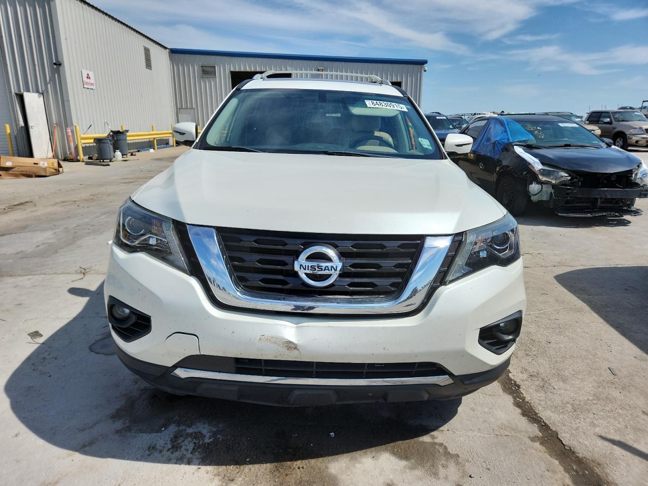 NISSAN PATHFINDER PLATINUM