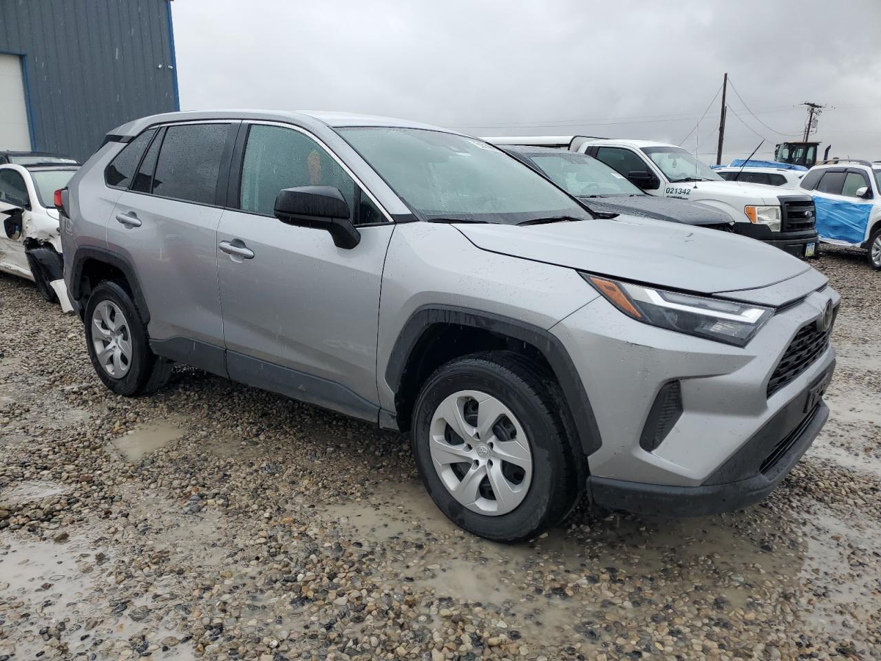 TOYOTA RAV4 LE