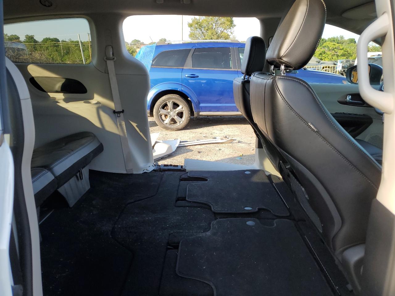 CHRYSLER VOYAGER LXI