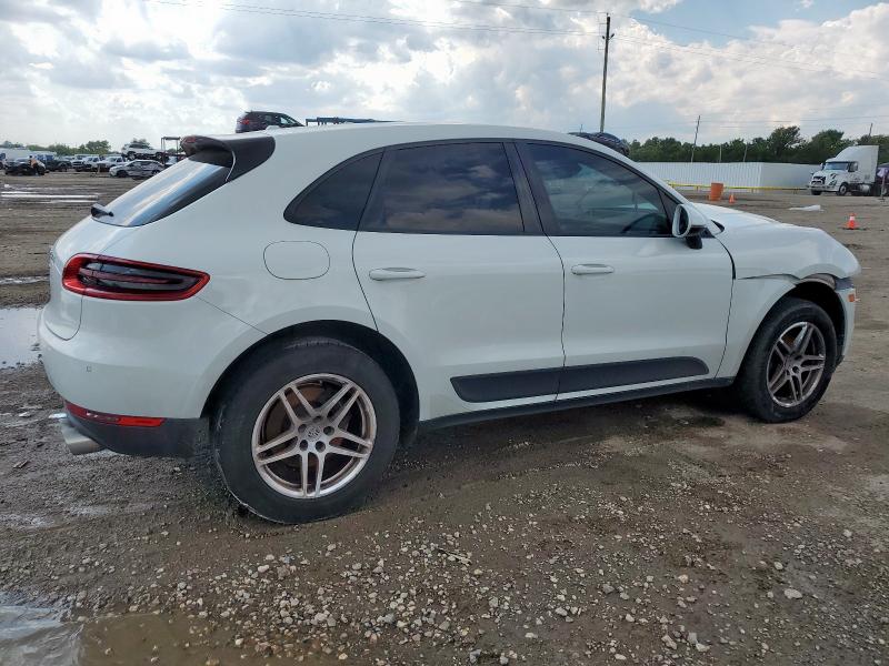 PORSCHE MACAN 2018 white  gas WP1AA2A51JLB19262 photo #4