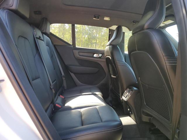 2020 VOLVO XC40 T5 MO - YV4162UK4L2197559