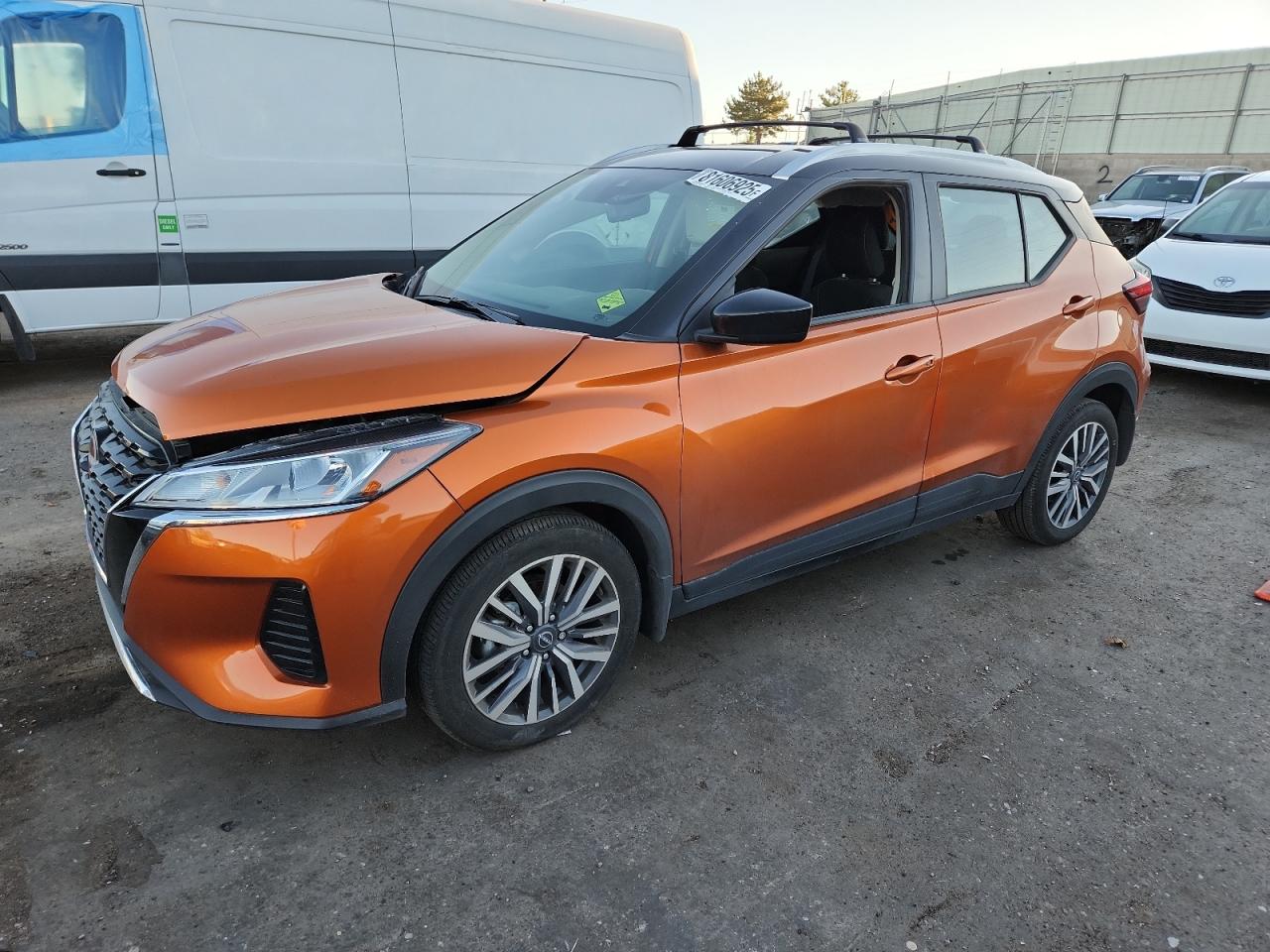 NISSAN KICKS SV