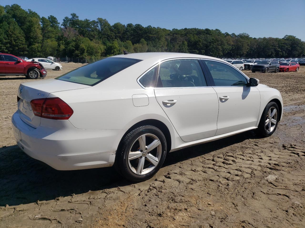 VOLKSWAGEN PASSAT SE