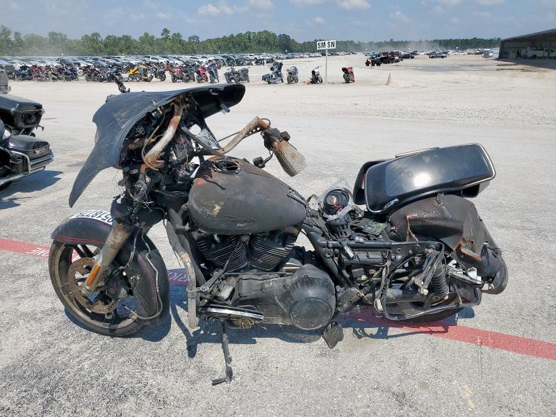 2016 HARLEY-DAVIDSON FLHXS STRE - 1HD1KRM11GB657084