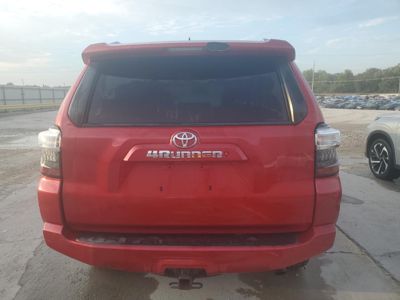 TOYOTA 4RUNNER SR5/SR5 PREMIUM