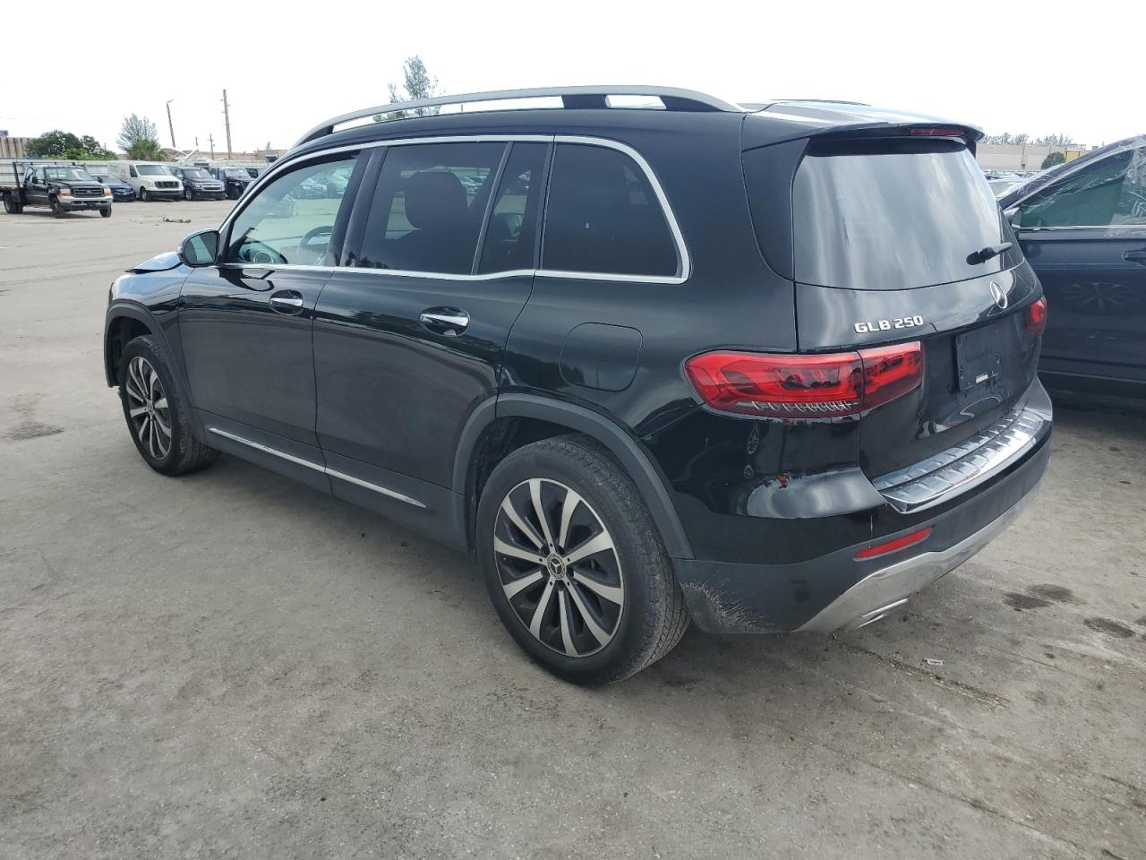 MERCEDES-BENZ GLB-CLASS 250