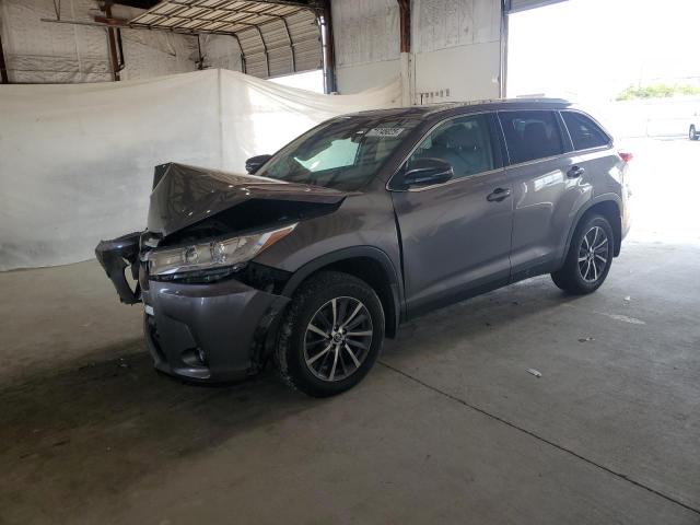 2019 TOYOTA HIGHLANDER SE 5TDJZRFH7KS712324