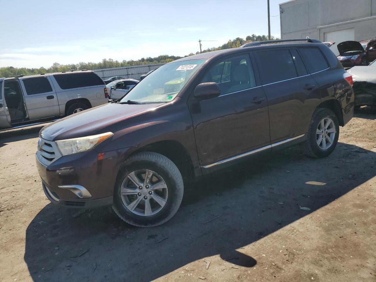 TOYOTA HIGHLANDER BASE