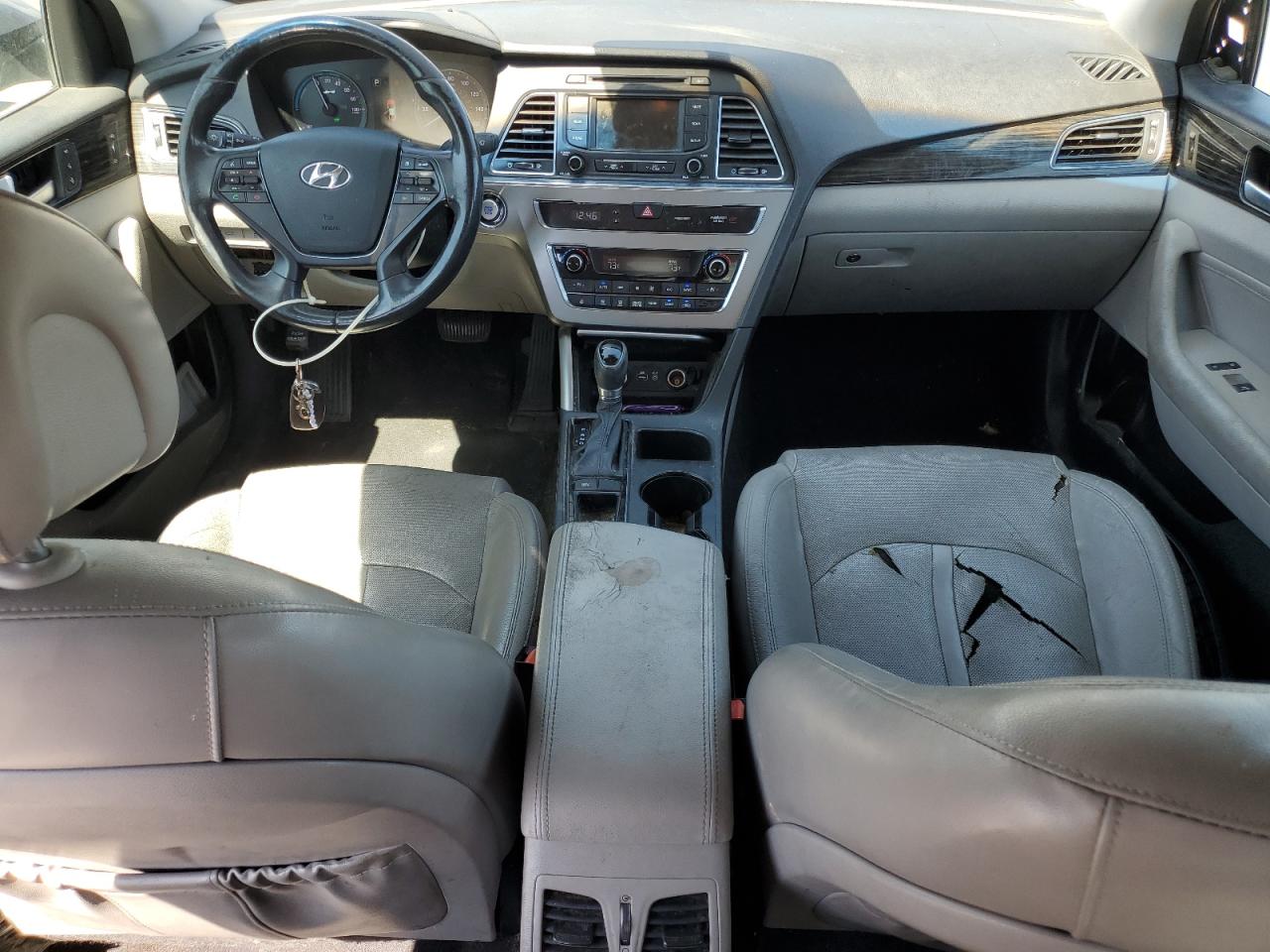 HYUNDAI SONATA HYBRID