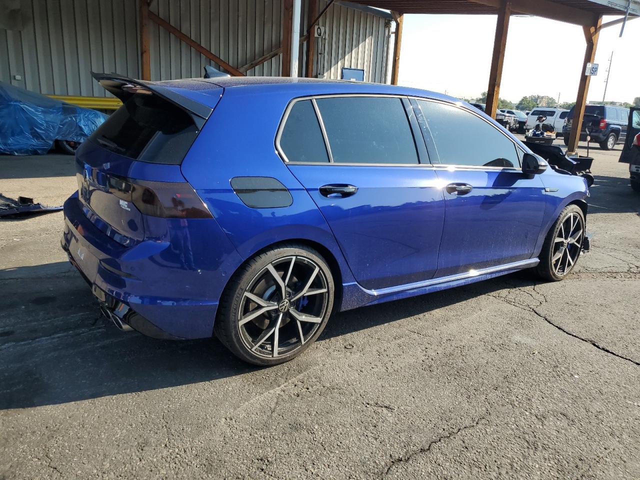 VOLKSWAGEN GOLF R