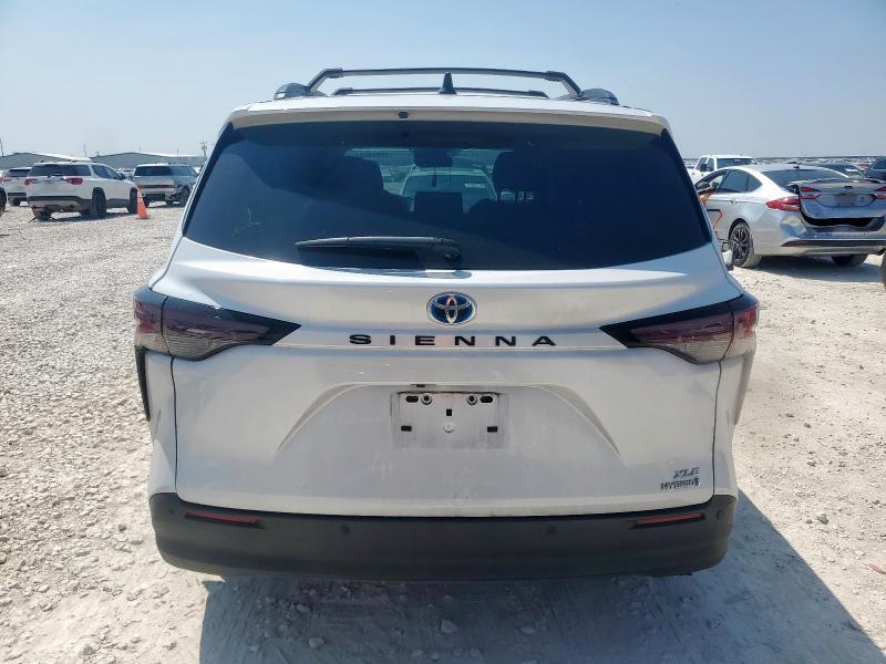 2024 TOYOTA SIENNA XLE - 5TDYRKEC5RS220249