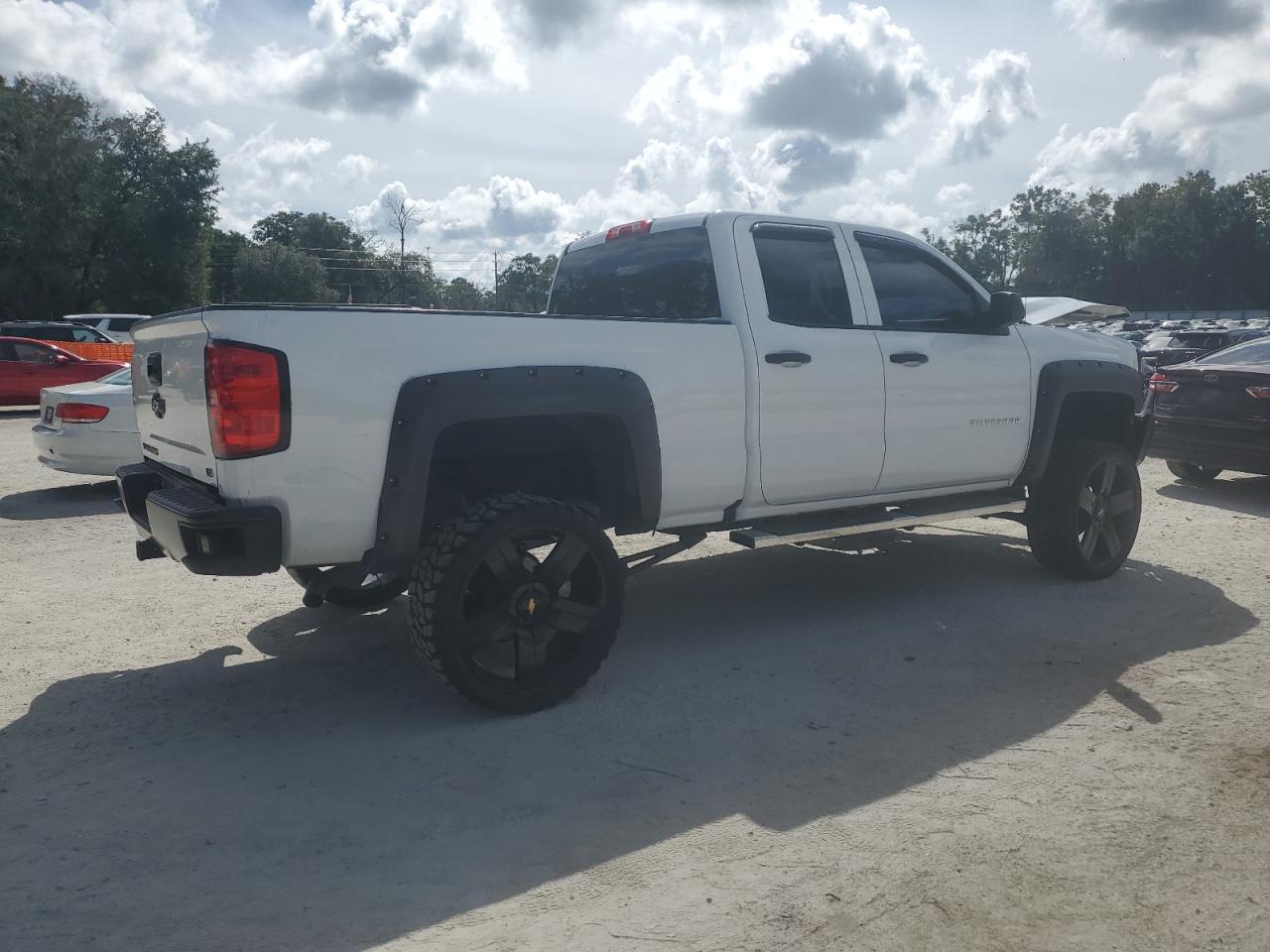CHEVROLET SILVERADO K1500 BASE/LS