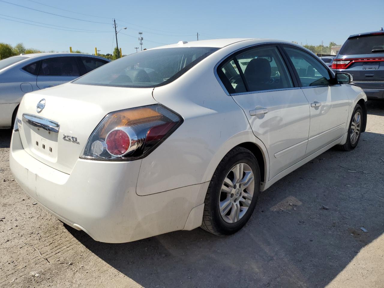 NISSAN ALTIMA BASE