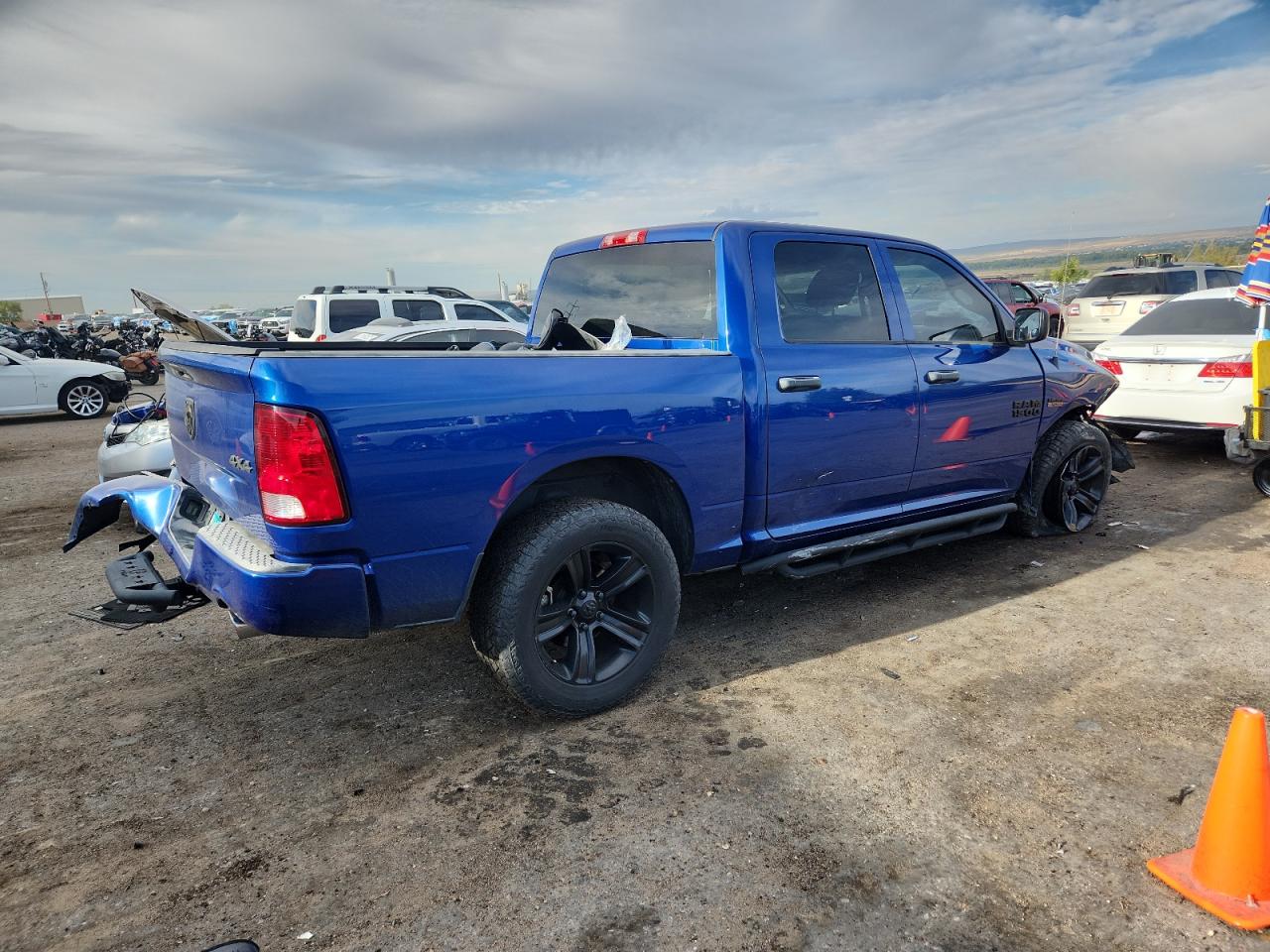RAM 1500 ST