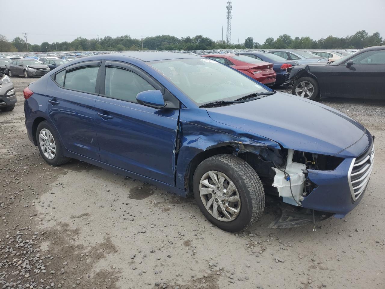 HYUNDAI ELANTRA SE