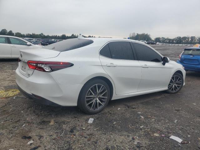 2024 TOYOTA CAMRY XLE - 4T1F11BK2RU114644