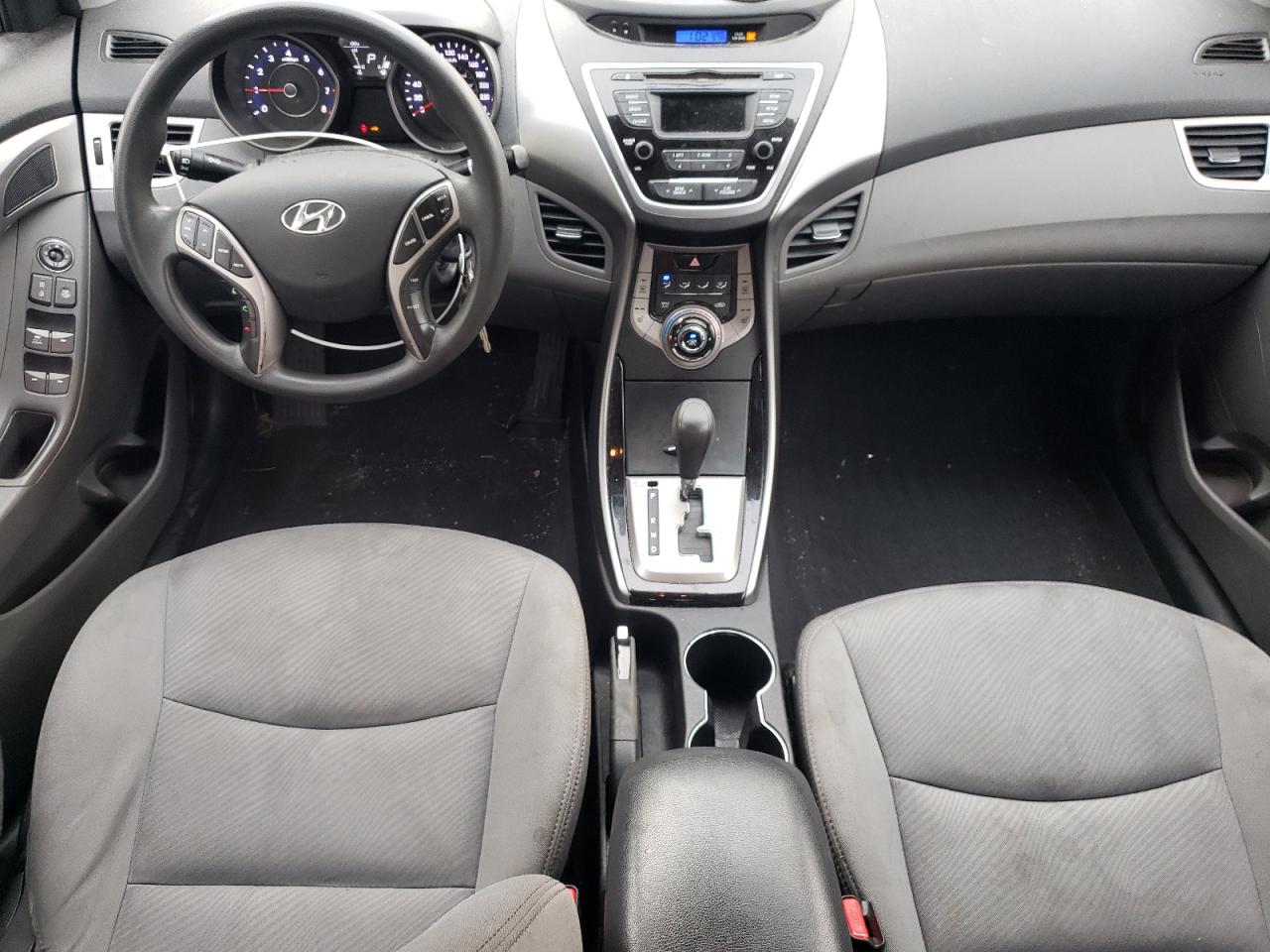HYUNDAI ELANTRA GLS