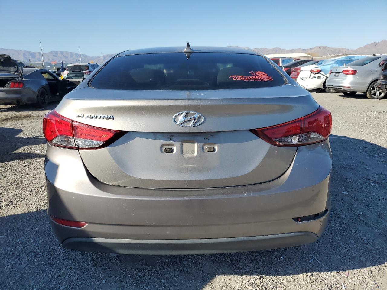 HYUNDAI ELANTRA SE