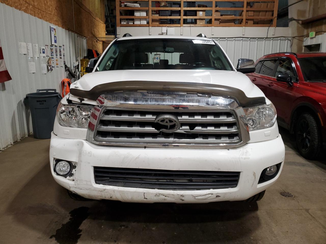 TOYOTA SEQUOIA LIMITED