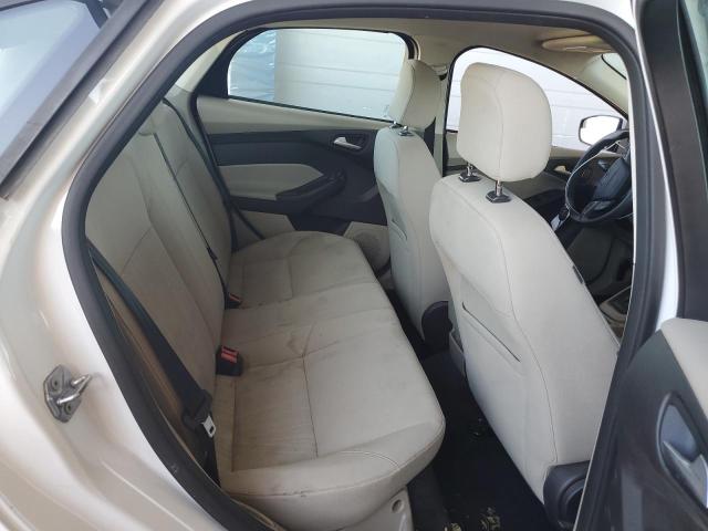 2015 FORD FOCUS SE - 1FADP3F2XFL343838