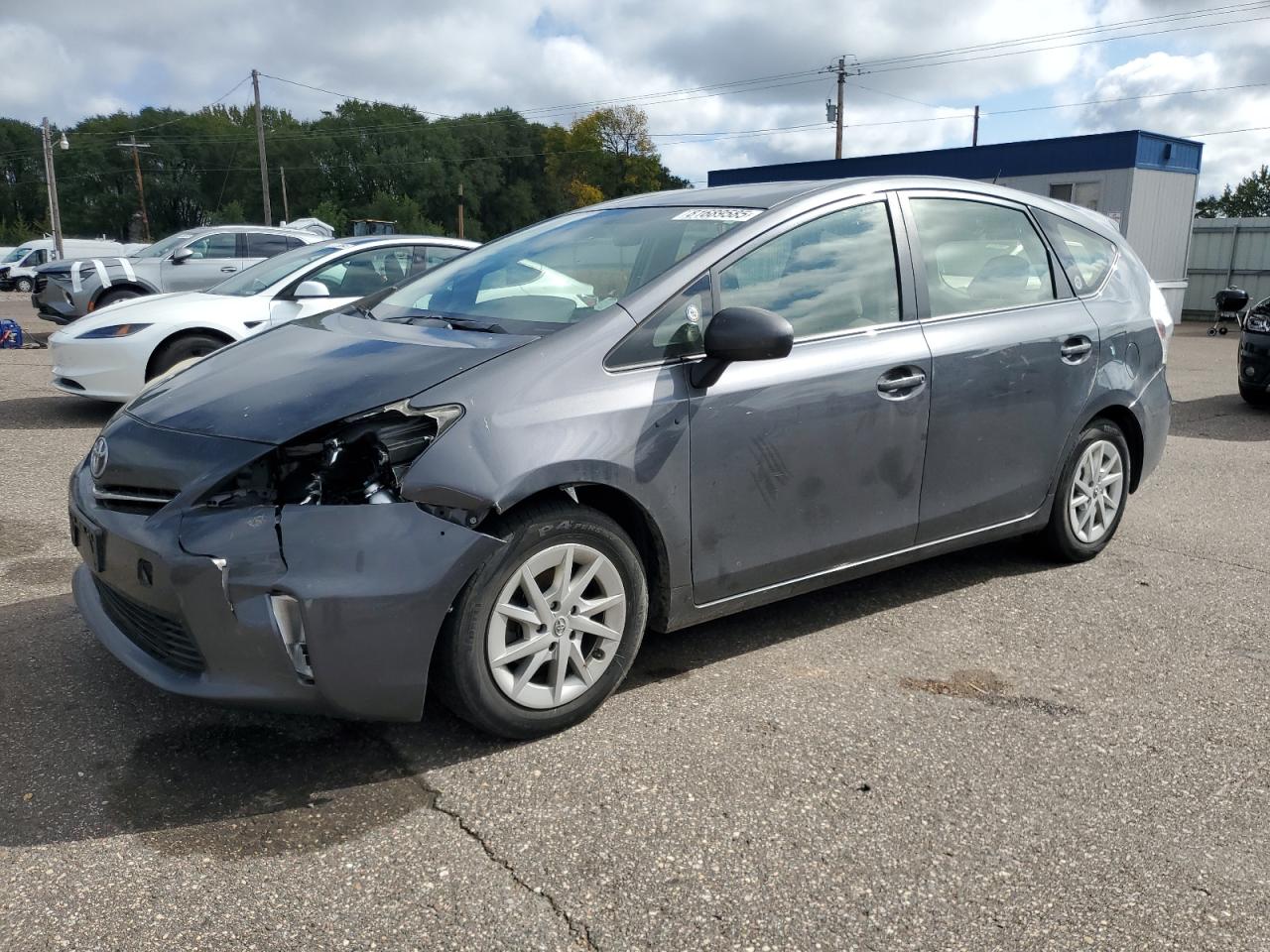 TOYOTA PRIUS V