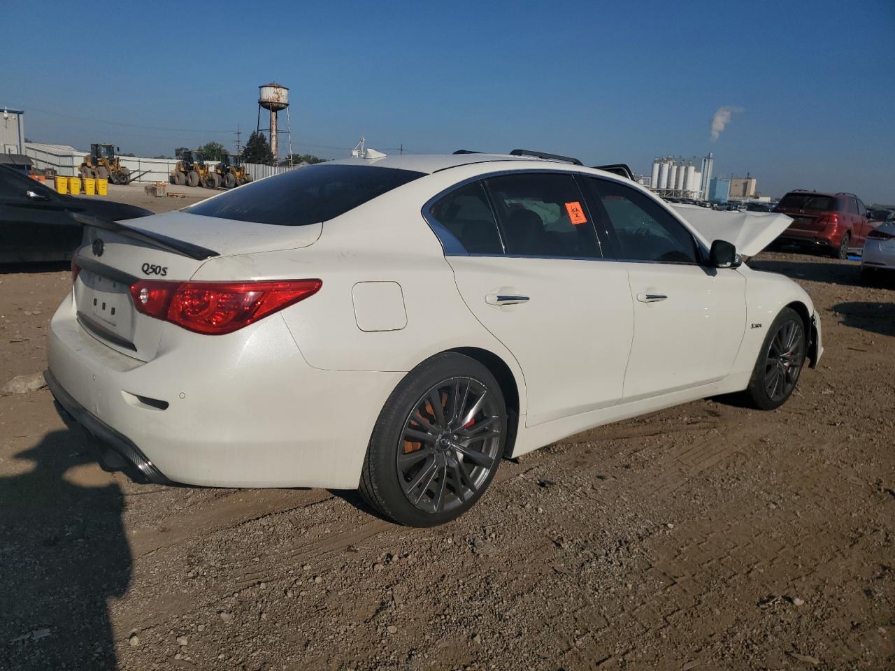INFINITI Q50 RED SPORT 400