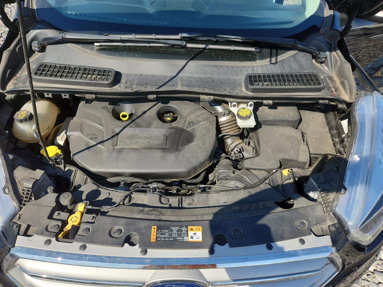 FORD ESCAPE TITANIUM