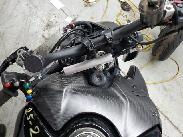 2021 DUCATI STREETFIGH ZDMFAKNWXMB006130