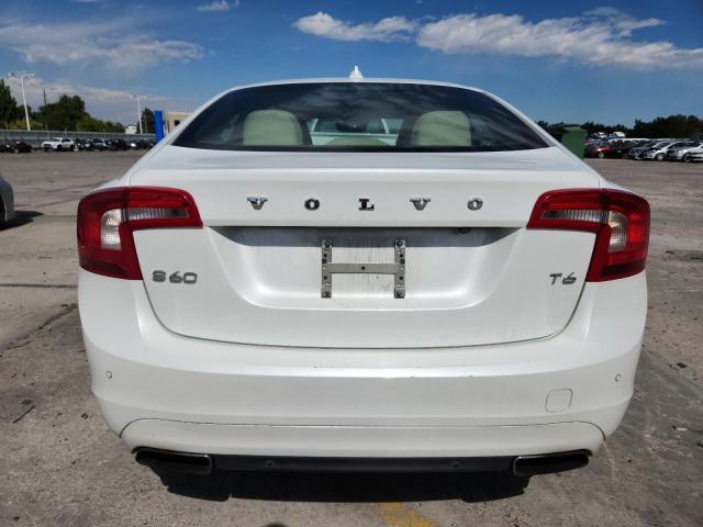 2016 VOLVO S60 PREMIE YV149MFK5G2400376