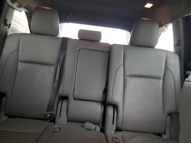 2019 TOYOTA HIGHLANDER 5TDKZRFH3KS556626