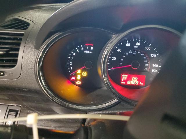 2013 KIA SORENTO LX - 5XYKT4A28DG411590