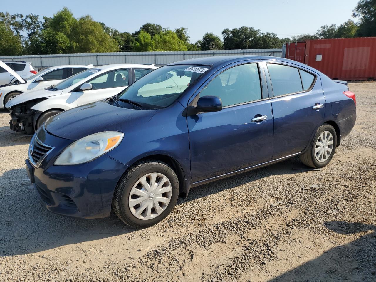 NISSAN VERSA S