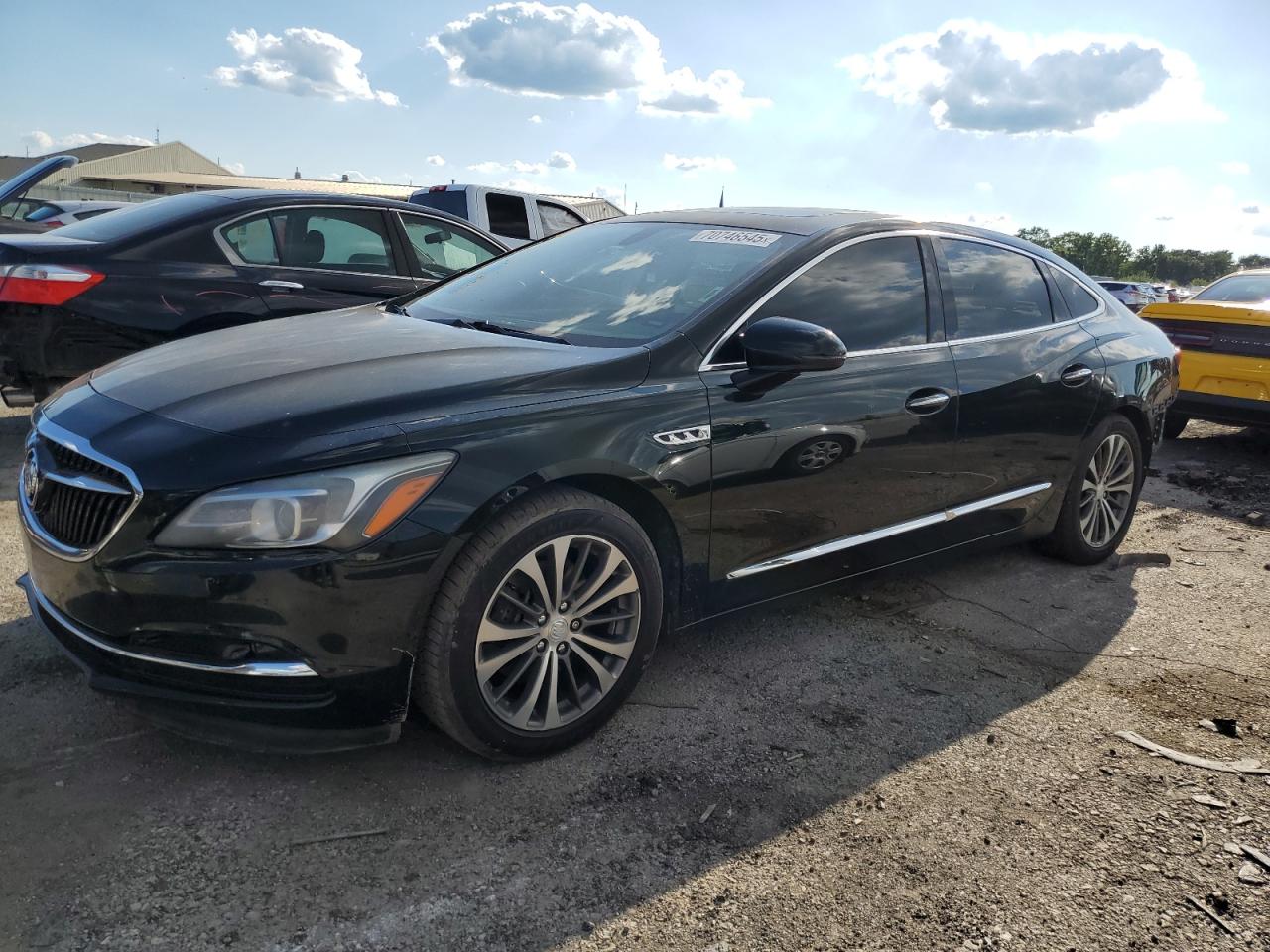 BUICK LACROSSE ESSENCE