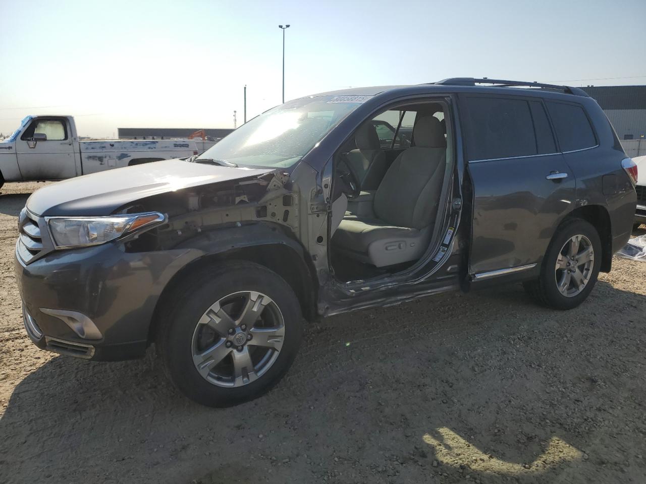 TOYOTA HIGHLANDER BASE