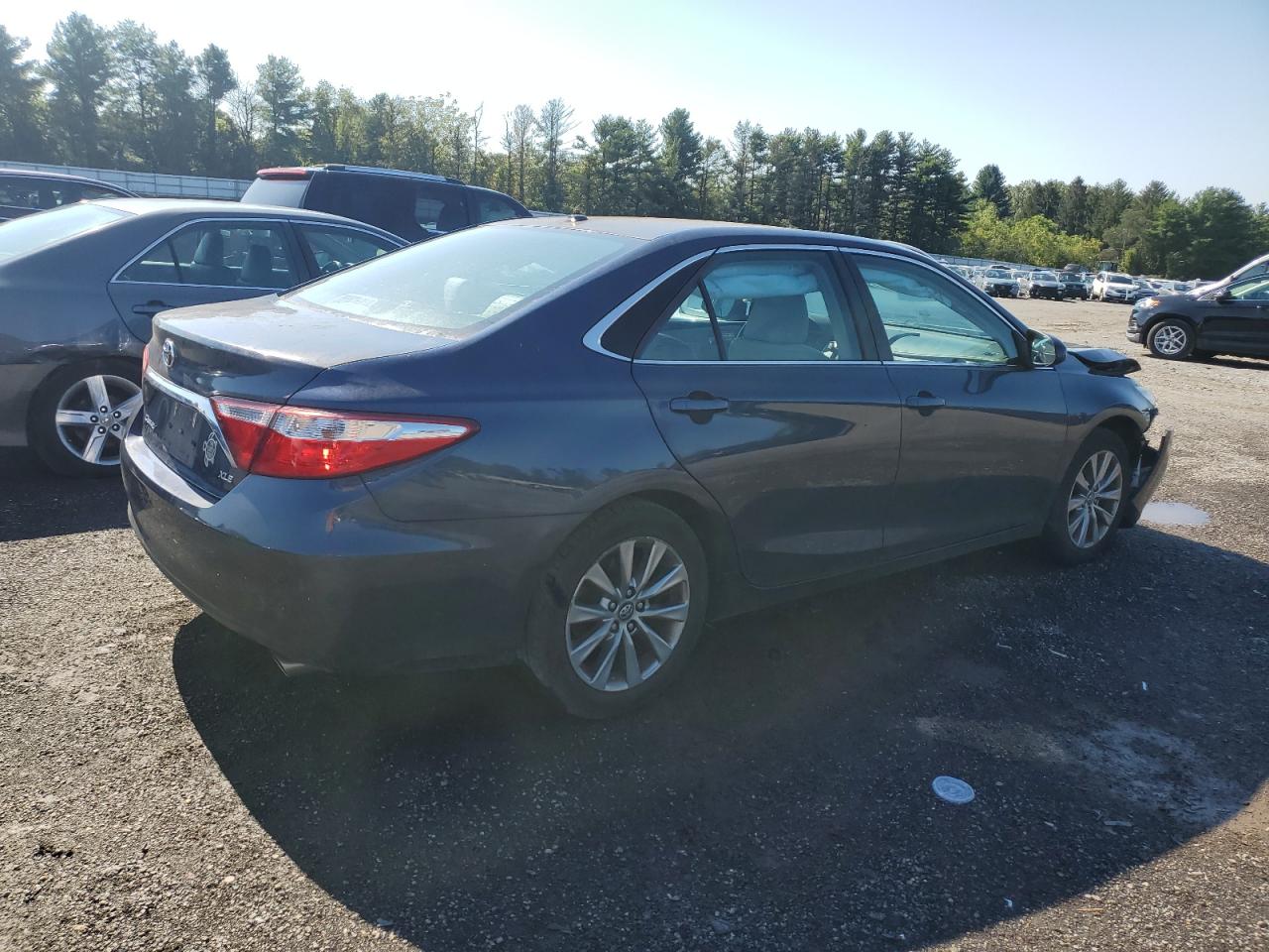 TOYOTA CAMRY XSE