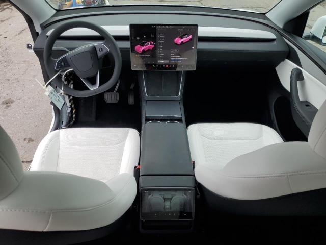 2026 TESLA MODEL Y 7SAYGDEE6TA463504