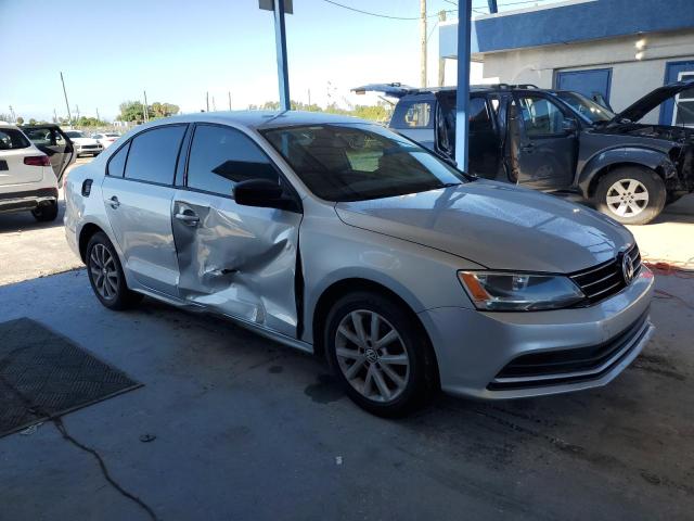 2015 VOLKSWAGEN JETTA SE 3VWD17AJ8FM251477