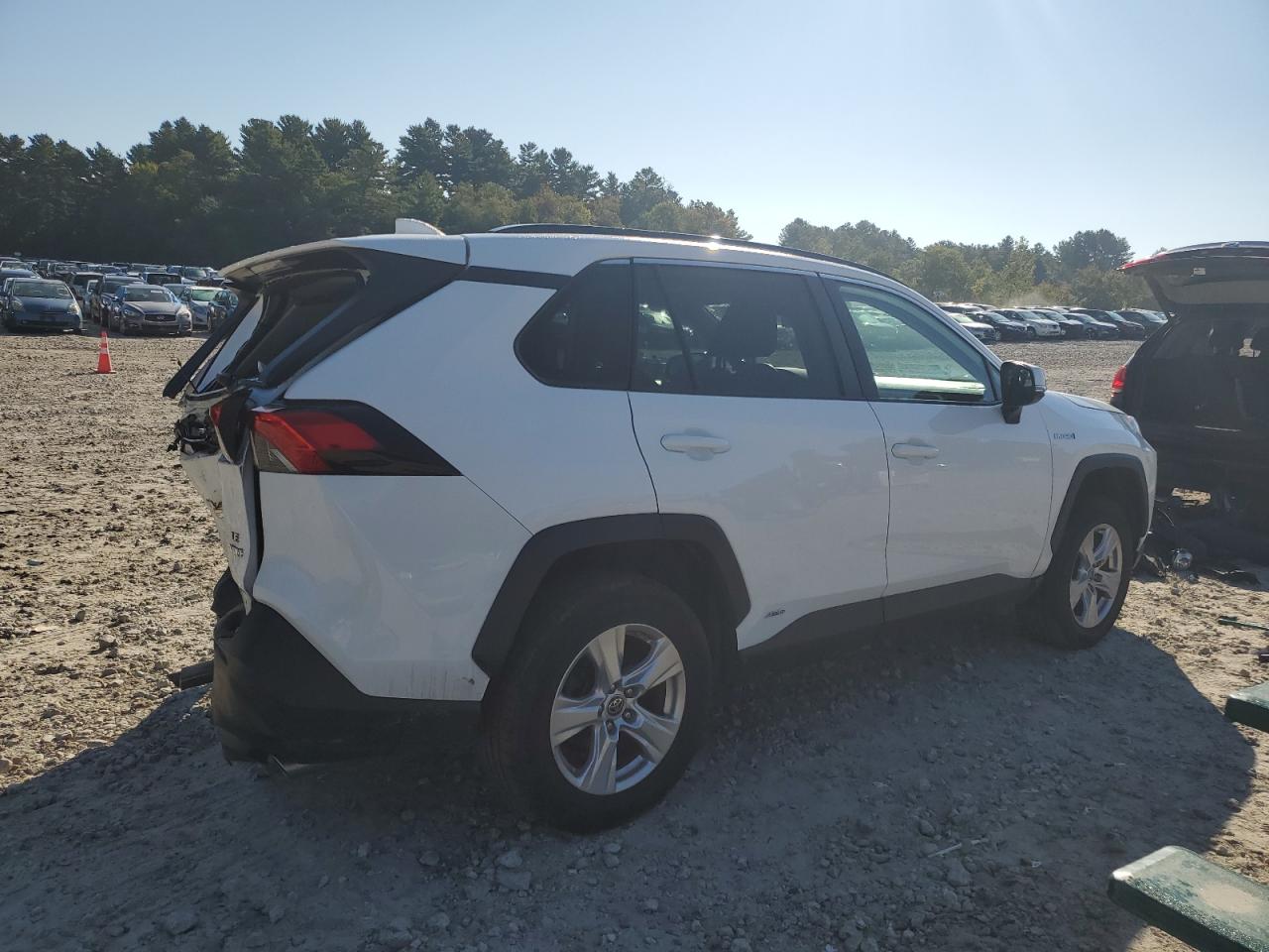 TOYOTA RAV4 LE